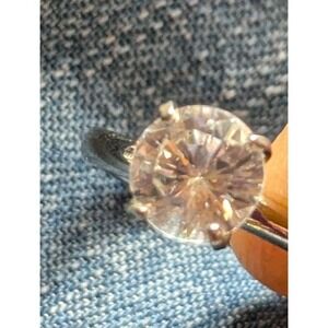 Designer Lind Sterling Silver Cubic Zirconia Solitaire Engagement Ring Sz 6